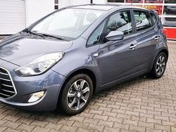 Grau Gebraucht 2015 Hyundai ix20 Kleinwagen | 6.999 € (Guter Preis)