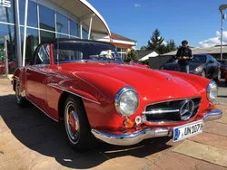 Rot Gebraucht 1958 Mercedes 190 Cabrio | 95.000 €