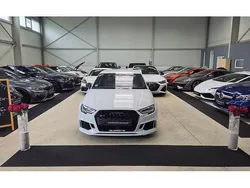 Gletscherweiß metallic Gebraucht 2017 Audi RS3 Sport Kleinwagen | 41.989 € (Guter Preis)