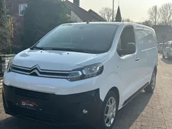 Weiß Gebraucht 2021 Citroën Jumpy Touch Van / Kleinbus | 17.490 € (Guter Preis)