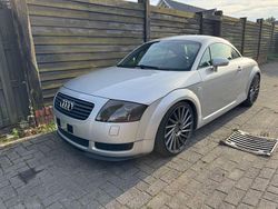 Silber Gebraucht 2000 Audi TT Sport Coupé | 3.799 € (Fairer Preis)