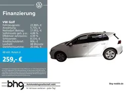 Weiß Gebraucht 2024 VW Golf VIII Life Limousine | 22.860 € (Guter Preis)