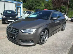 Grau Gebraucht 2013 Audi A3 Attraction Limousine | 12.600 € (Fairer Preis)