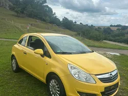 Gelb Gebraucht 2009 Opel Corsa Kleinwagen | 1.600 € (Guter Preis)