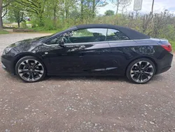 Schwarz Gebraucht 2019 Opel Cascada Innovation Cabrio | 19.400 € (Etwas zu teuer)