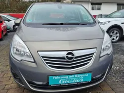 Muskatgrau/muskat braun(m2) Gebraucht 2013 Opel Meriva Innovation Van / Kleinbus | 6.200 € (Etwas zu teuer)