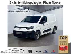 Weiss Gebraucht 2023 Fiat Doblò Van / Kleinbus | 18.989 € (Fairer Preis)