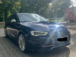 Blau Gebraucht 2014 Audi S3 Sport Limousine | 24.000 € (Fairer Preis)