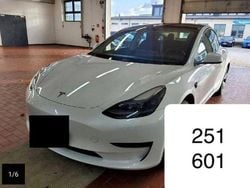 Weiß Gebraucht 2022 Tesla Model 3 Limousine | 26.750 € (Guter Preis)