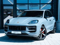 Grau Gebraucht 2024 Porsche Cayenne Turbo E-Hybrid SUV | 202.472 € (Fairer Preis)