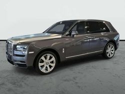 Grau Gebraucht 2019 Rolls Royce Cullinan SUV | 327.250 €