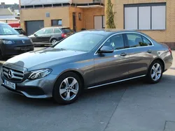 Grau Gebraucht 2018 Mercedes E220 Avantgarde Limousine | 27.800 € (Guter Preis)