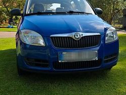 Blau Gebraucht 2009 Skoda Fabia Kleinwagen | 3.000 € (Fairer Preis)