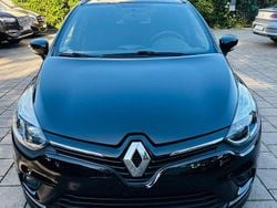 Schwarz Gebraucht 2018 Renault Clio GrandTour LIMITED Kombi | 8.600 € (Fairer Preis)