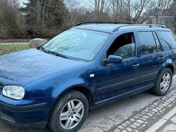 Blau Gebraucht 2005 VW Golf IV Kombi | 700 € (Superpreis)