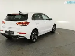 Atlas white Neu 2025 Hyundai i30 Style Limousine | 23.895 € (Guter Preis)