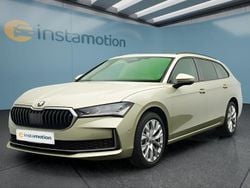 Gelb Gebraucht 2024 Skoda Superb Kombi | 38.849 € (Fairer Preis)
