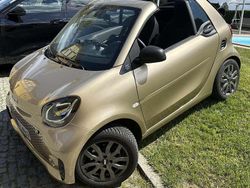 Grau Gebraucht 2023 Smart ForTwo Electric Drive Cabrio | 14.850 € (Fairer Preis)
