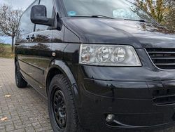 Schwarz Gebraucht 2008 VW T5 United Van | 10.900 € (Fairer Preis)