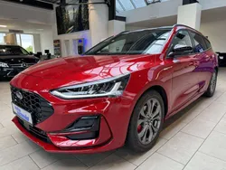 Fantastic red tc Gebraucht 2024 Ford Focus ST-Line Kombi | 31.880 € (Etwas zu teuer)