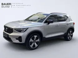 Grau Gebraucht 2022 Volvo XC40 Plus SUV | 32.990 € (Fairer Preis)
