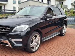 Schwarz Gebraucht 2015 Mercedes ML400 AMG SUV | 25.999 €