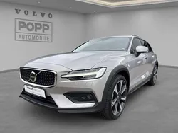 Gebraucht 2024 Volvo V60 CC Kombi | 42.950 € (Fairer Preis)
