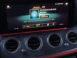 Schwarz Gebraucht 2023 Mercedes E220 AMG line Limousine | 48.000 €