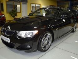 Schwarz Gebraucht 2013 BMW 330 Cabriolet M Sport Cabrio | 17.880 € (Fairer Preis)