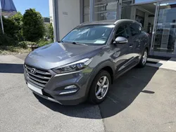 Grau Gebraucht 2017 Hyundai Tucson Advantage SUV | 16.990 € (Fairer Preis)