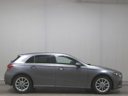 Grau Gebraucht 2022 Mercedes A160 Progressive Limousine | 16.280 € (Superpreis)