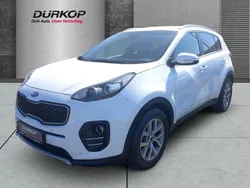 Weiß Gebraucht 2017 Kia Sportage Spirit SUV | 15.950 € (Fairer Preis)