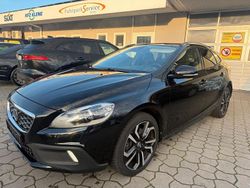 Schwarz Gebraucht 2015 Volvo V40 CC You! Kombi | 12.480 € (Guter Preis)