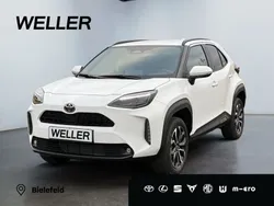 Weiss Gebraucht 2025 Toyota Yaris Cross Plus SUV | 30.880 € (Guter Preis)