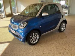 Blau Gebraucht 2016 Smart ForTwo Coupé Basis Kleinwagen | 9.790 € (Etwas zu teuer)