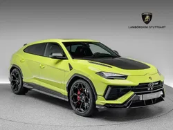 Grün Gebraucht 2024 Lamborghini Urus SUV | 344.900 €