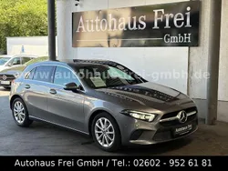 Grau Gebraucht 2022 Mercedes A160 Progressive Limousine | 17.990 € (Superpreis)
