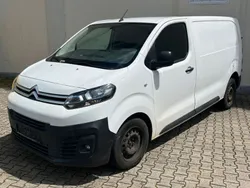 Weiß Gebraucht 2017 Citroën Jumpy Business Class Van / Kleinbus | 7.890 € (Guter Preis)