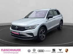 Silber Gebraucht 2021 VW Tiguan United SUV | 28.990 € (Fairer Preis)