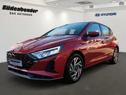 Rot Neu 2025 Hyundai i20 Trend Limousine | 22.880 € (Etwas zu teuer)