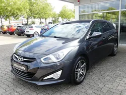 Grau Gebraucht 2014 Hyundai i40 Edition Kombi | 8.900 € (Fairer Preis)