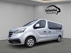 Highlandgrau metallic Neu 2026 Renault Trafic Evolution Van / Kleinbus | 45.426 €