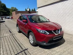 Rot Gebraucht 2016 Nissan Qashqai Visia SUV | 9.000 € (Guter Preis)
