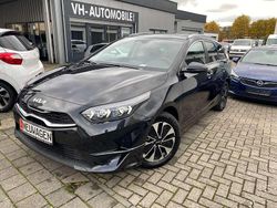 Schwarz Neu 2025 Kia Ceed Sportswagon Kombi | 23.970 € (Fairer Preis)
