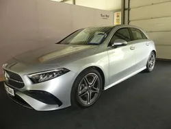 Hightechsilber Gebraucht 2024 Mercedes A200 Advanced Plus Kleinwagen | 34.500 € (Teuer)