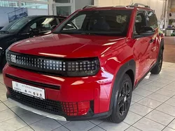 Rot Neu 2025 Fiat Grande Panda Icon SUV | 22.690 €