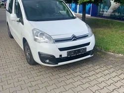 Weiß Gebraucht 2018 Citroën Berlingo Van / Kleinbus | 5.350 € (Superpreis)