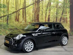 Schwarz Gebraucht 2017 Mini Cooper SD Business Kleinwagen | 14.950 € (Fairer Preis)