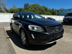 Black sapphire / metallic Gebraucht 2015 Volvo XC60 SUV | 8.999 € (Guter Preis)
