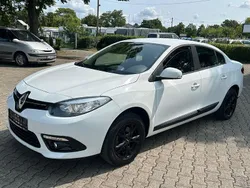 Weiß Gebraucht 2014 Renault Fluence Expression Limousine | 5.998 €
